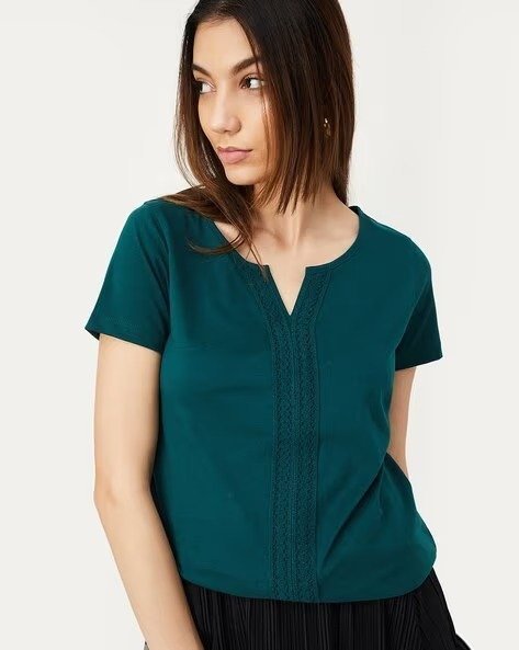 473Wx593H-467152517-green-MODEL.jpg Women Lace-Trim Relaxed Fit Top - Image 1